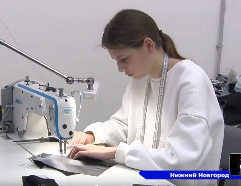 22 октября в Нижнем Новгороде прошёл модный показ РУССКИЕ. FASHION NIGHT, в котором приняли участие дизайнеры федеральных и нижегородских марок одежды.