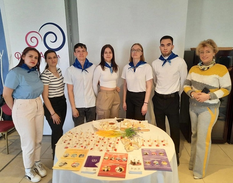23 апреля Институт пищевых технологий и дизайна принял участие в Фестивале локальной сырной культуры «Свой сыр» в ТЦ Ганза г. Нижнего Новгорода.