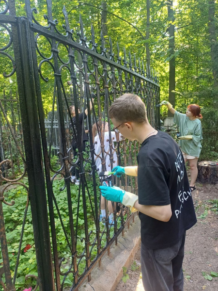 Более 500 захоронений участников Великой Отечественной войны благоустроены в рамках акции «Чистый Нижний» Более 500 захоронений участников Великой Отечественной войны благоустроены в рамках акции «Чистый Нижний»