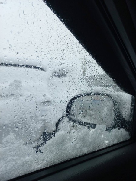 Майский снег внезапно выпал в Нижегородской области Майский снег внезапно выпал в Нижегородской области