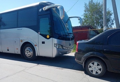 Экскурсионный автобус с детьми попал в ДТП
Экскурсионный автобус с детьми попал в ДТП
