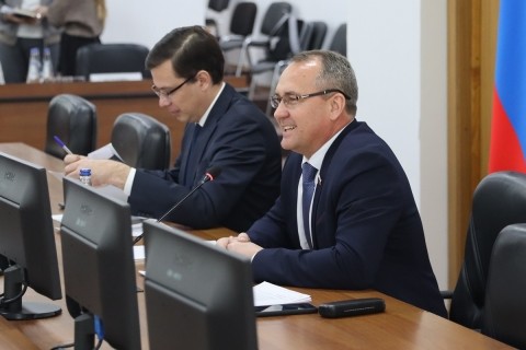 Главы дум 11 городов России съехались в Нижний Новгород Главы дум 11 городов России съехались в Нижний Новгород