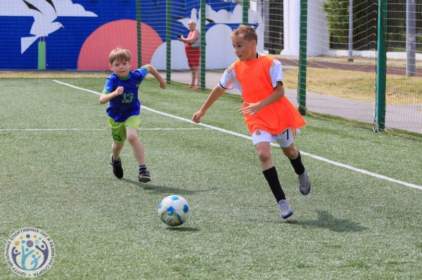 Команда школы № 190 стала победителем фестиваля школьных лиг по футболу Команда школы № 190 стала победителем фестиваля школьных лиг по футболу