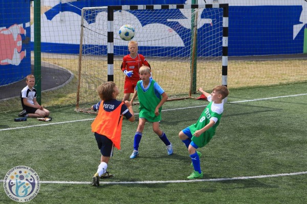 Команда школы № 190 стала победителем фестиваля школьных лиг по футболу Команда школы № 190 стала победителем фестиваля школьных лиг по футболу