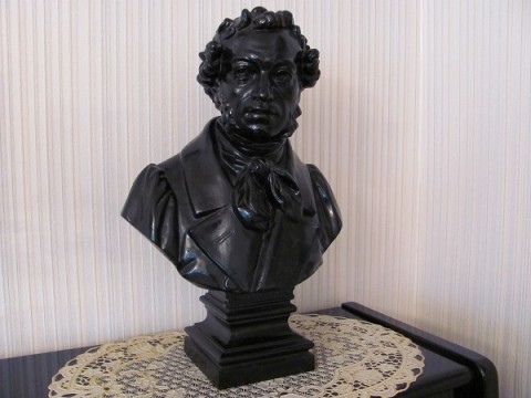 Интерес к Большому Болдино резко вырос накануне дня рождения Пушкина Интерес к Большому Болдино резко вырос накануне дня рождения Пушкина