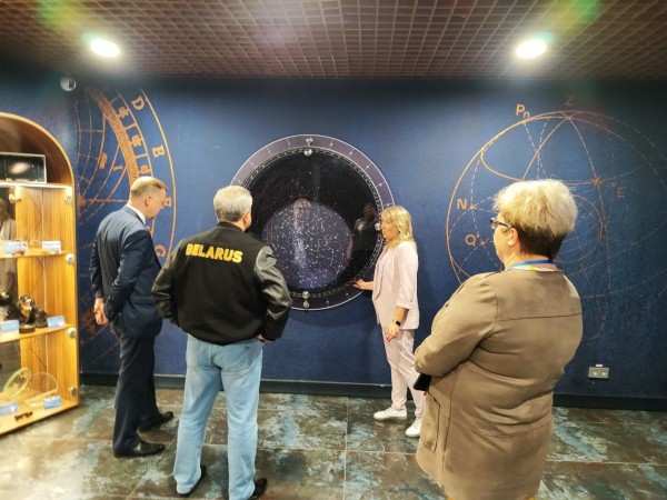 Делегация Республики Беларусь посетила Нижегородский планетарий имени Г.М. Гречко Делегация Республики Беларусь посетила Нижегородский планетарий имени Г.М. Гречко