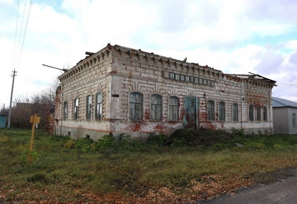 Усадебный комплекс XIX века продают в Пильнинском районе за 1 рубль Усадебный комплекс XIX века продают в Пильнинском районе за 1 рубль