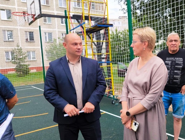 Четыре многофункциональные спортивные площадки модернизируются в Сормовском районе в 2025 году Четыре многофункциональные спортивные площадки модернизируются в Сормовском районе в 2025 году