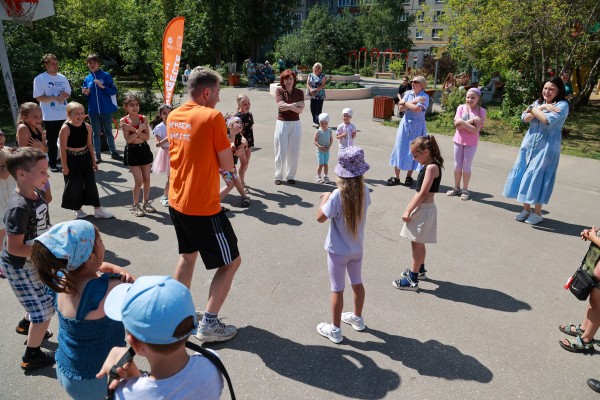 Более 2 000 юных нижегородцев окунулись в лето с проектом «Играем вместе» Более 2 000 юных нижегородцев окунулись в лето с проектом «Играем вместе»