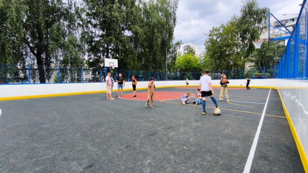 Четыре многофункциональные спортивные площадки модернизируются в Сормовском районе в 2025 году Четыре многофункциональные спортивные площадки модернизируются в Сормовском районе в 2025 году