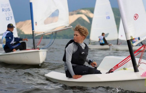 Юные нижегородские яхтсмены Никита Котов и Платон Иконников стали призерами Всероссийских соревнований по парусному спорту Юные нижегородские яхтсмены Никита Котов и Платон Иконников стали призерами Всероссийских соревнований по парусному спорту