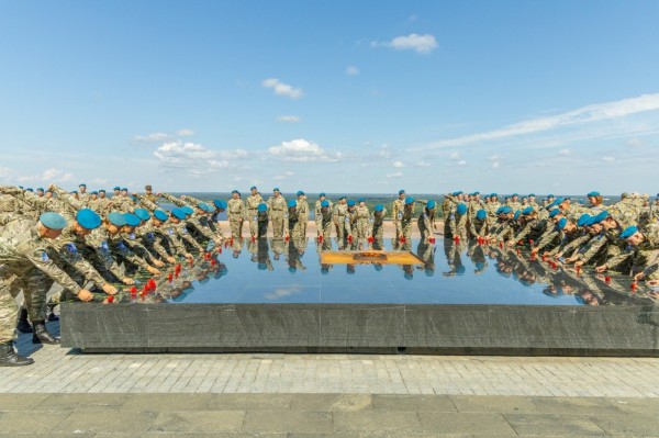 Торжественная церемония закрытия международной смены военно-патриотического лагеря «Хочу стать десантником» состоится в Кремле Торжественная церемония закрытия международной смены военно-патриотического лагеря «Хочу стать десантником» состоится в Кремле