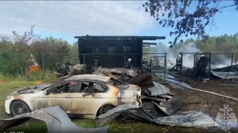 Двое погибли и двое пострадали в страшном пожаре в Воскресенском районе Двое погибли и двое пострадали в страшном пожаре в Воскресенском районе