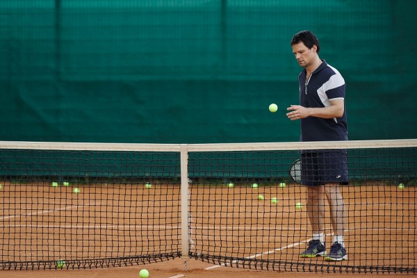 На корте Данила Козловский и Полина Гухман: начались съемки сериала «Игра на вылет» для Wink.ru На корте Данила Козловский и Полина Гухман: начались съемки сериала «Игра на вылет» для Wink.ru