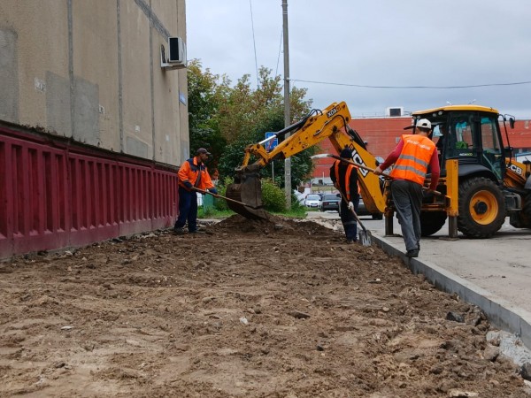 Ремонт дворов на ул. Заводской-Баумана, который был инициирован главой города после личного приема граждан, завершён — устраняются недостатки Ремонт дворов на ул. Заводской-Баумана, который был инициирован главой города после личного приема граждан, завершён — устраняются недостатки
