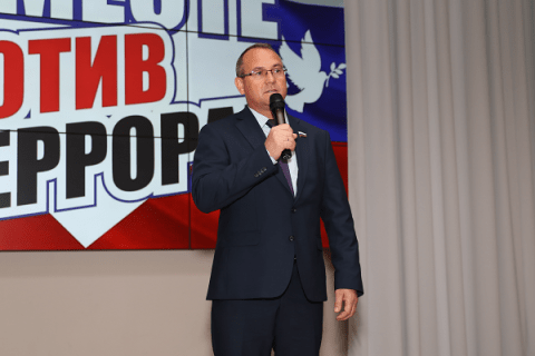 Чинцов поучаствовал в акции памяти «Жить» в нижегородской школе №188 Чинцов поучаствовал в акции памяти «Жить» в нижегородской школе №188