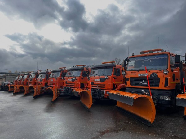 Спецтехнику, рабочие бригады и ремонтную базу проверили в Советском районе перед началом зимнего сезона