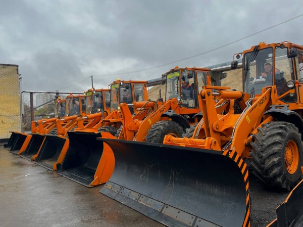 Спецтехнику, рабочие бригады и ремонтную базу проверили в Советском районе перед началом зимнего сезона