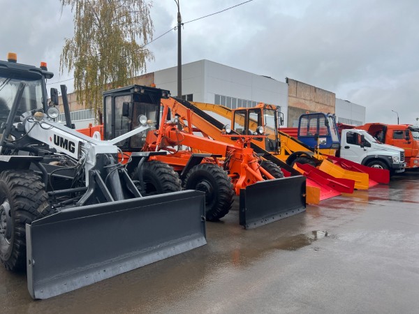 Ещё один район Нижнего Новгорода подготовил свою технику к зиме — смотр машин и рабочих бригад прошёл в Московском районе Ещё один район Нижнего Новгорода подготовил свою технику к зиме — смотр машин и рабочих бригад прошёл в Московском районе