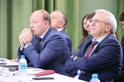 Люлин пообещал поддерживать все инициативы нижегородской молодежи