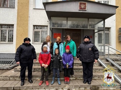 Поиск пропавших шестерых детей прекращен в Нижнем Новгороде Поиск пропавших шестерых детей прекращен в Нижнем Новгороде