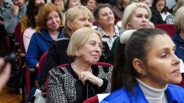 Более 240 педагогов приняли участие в городской конференции «Образование на службе Отечеству: лучшие педагогические практики»