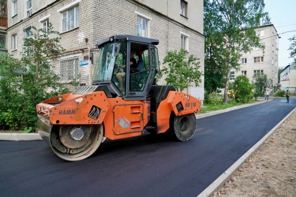 34 двора благоустроили в 2025 году для 8 тысяч жителей Ленинского района 34 двора благоустроили в 2025 году для 8 тысяч жителей Ленинского района