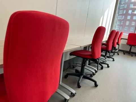 Еще 400 000 нижегородцев будут получать зарплату «по-белому» Еще 400 000 нижегородцев будут получать зарплату «по-белому»