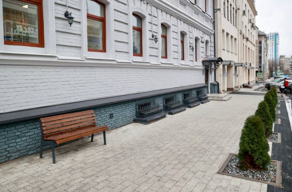 Новые тротуары и проезжую часть сделали на улице Володарского в Нижнем Новгороде Новые тротуары и проезжую часть сделали на улице Володарского в Нижнем Новгороде