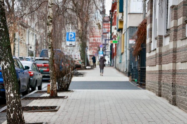 Новые тротуары и проезжую часть сделали на улице Володарского в Нижнем Новгороде Новые тротуары и проезжую часть сделали на улице Володарского в Нижнем Новгороде