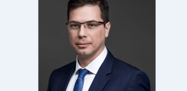 Юрий Шалабаев поздравил нижегородок с Днем матери 