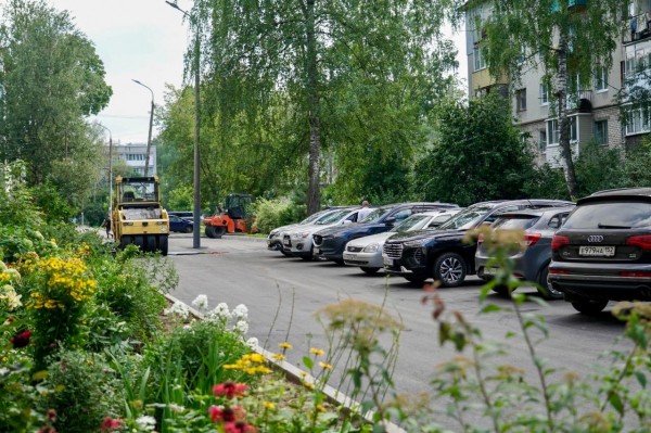 34 двора благоустроили в 2025 году для 8 тысяч жителей Ленинского района 34 двора благоустроили в 2025 году для 8 тысяч жителей Ленинского района