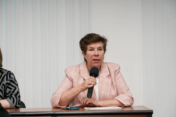 Юрий Шалабаев: 48,8 млрд рублей, или 63% от всех расходов, направим на социальную сферу Юрий Шалабаев: 48,8 млрд рублей, или 63% от всех расходов, направим на социальную сферу