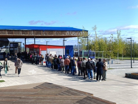 Крупная очередь выстроилась к нижегородской канатке после модернизации Крупная очередь выстроилась к нижегородской канатке после модернизации