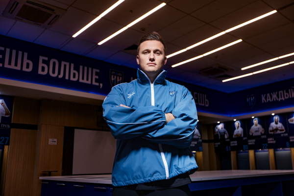 Девять тренеров за семь лет: кто пытался спасти ФК "Пари НН" Девять тренеров за семь лет: кто пытался спасти ФК "Пари НН"