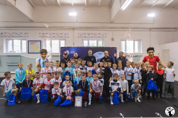 Команда муниципальной спортивной школы «Чайка» завоевала серебряные медали на Кубке Нижегородского кремля по футболу Команда муниципальной спортивной школы «Чайка» завоевала серебряные медали на Кубке Нижегородского кремля по футболу