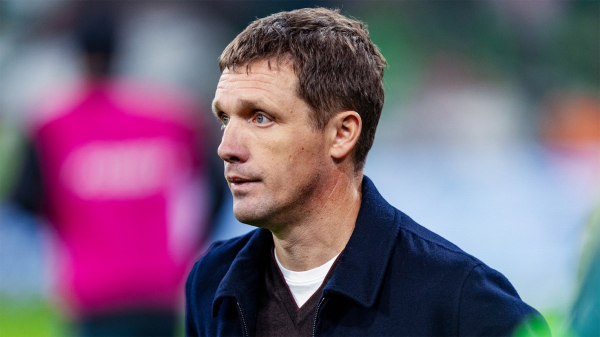 Девять тренеров за семь лет: кто пытался спасти ФК "Пари НН" Девять тренеров за семь лет: кто пытался спасти ФК "Пари НН"