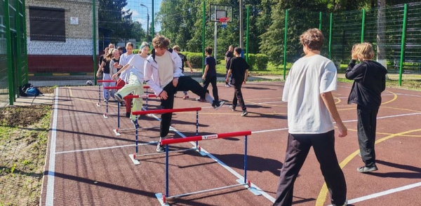 Четыре спортивные площадки установили в автозаводских школах по проекту «Вам решать!» в 2025 году Четыре спортивные площадки установили в автозаводских школах по проекту «Вам решать!» в 2025 году